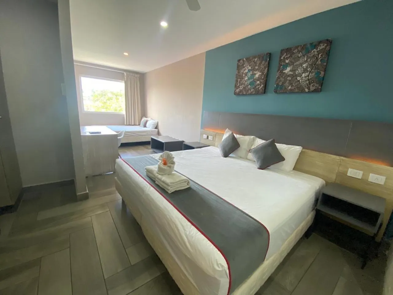 ****  Illusion Xpress I Attraction Hotel Deluxe Playa del Carmen Mexikó