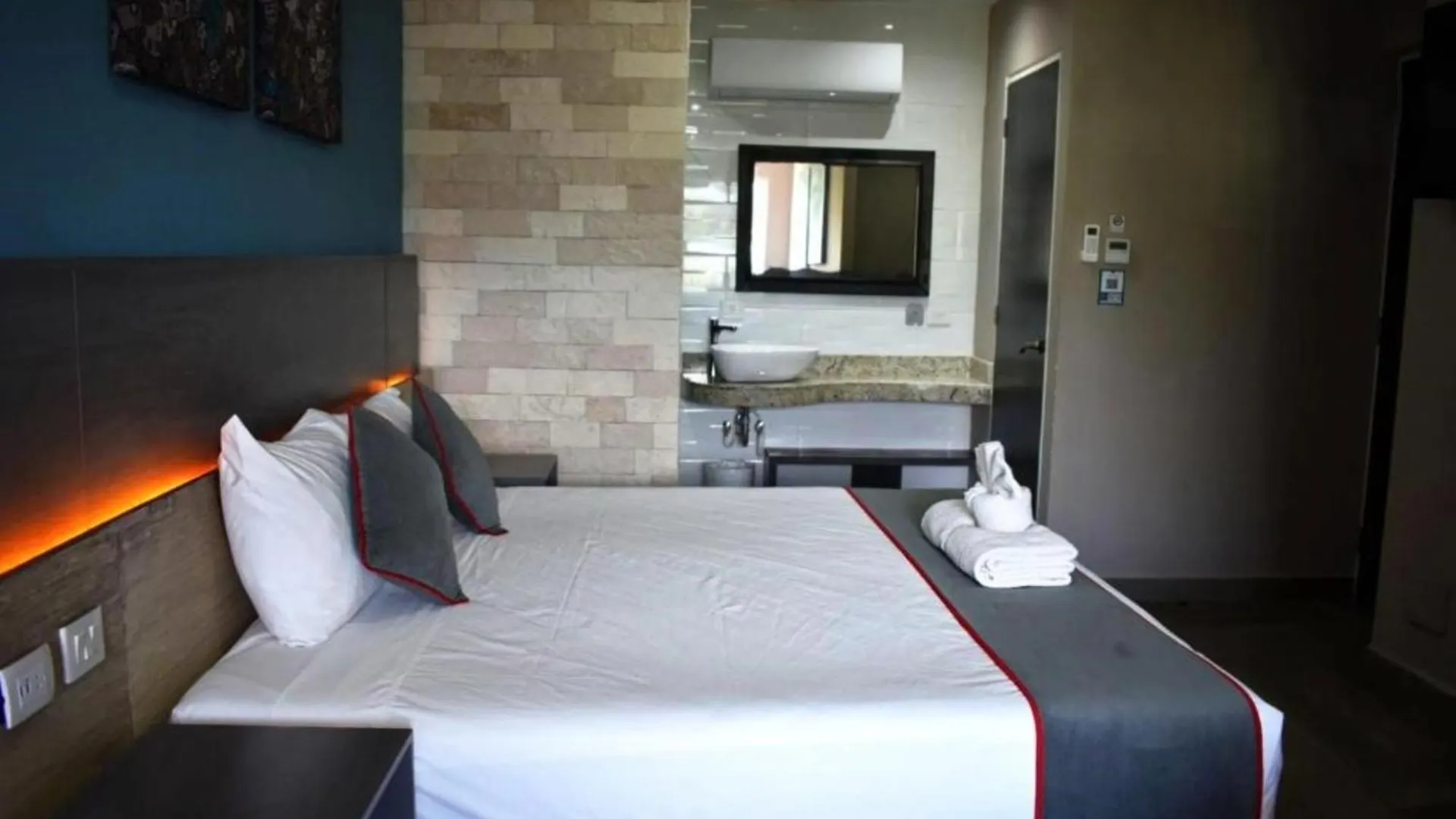 Illusion Xpress I Attraction Hotel Deluxe Playa del Carmen