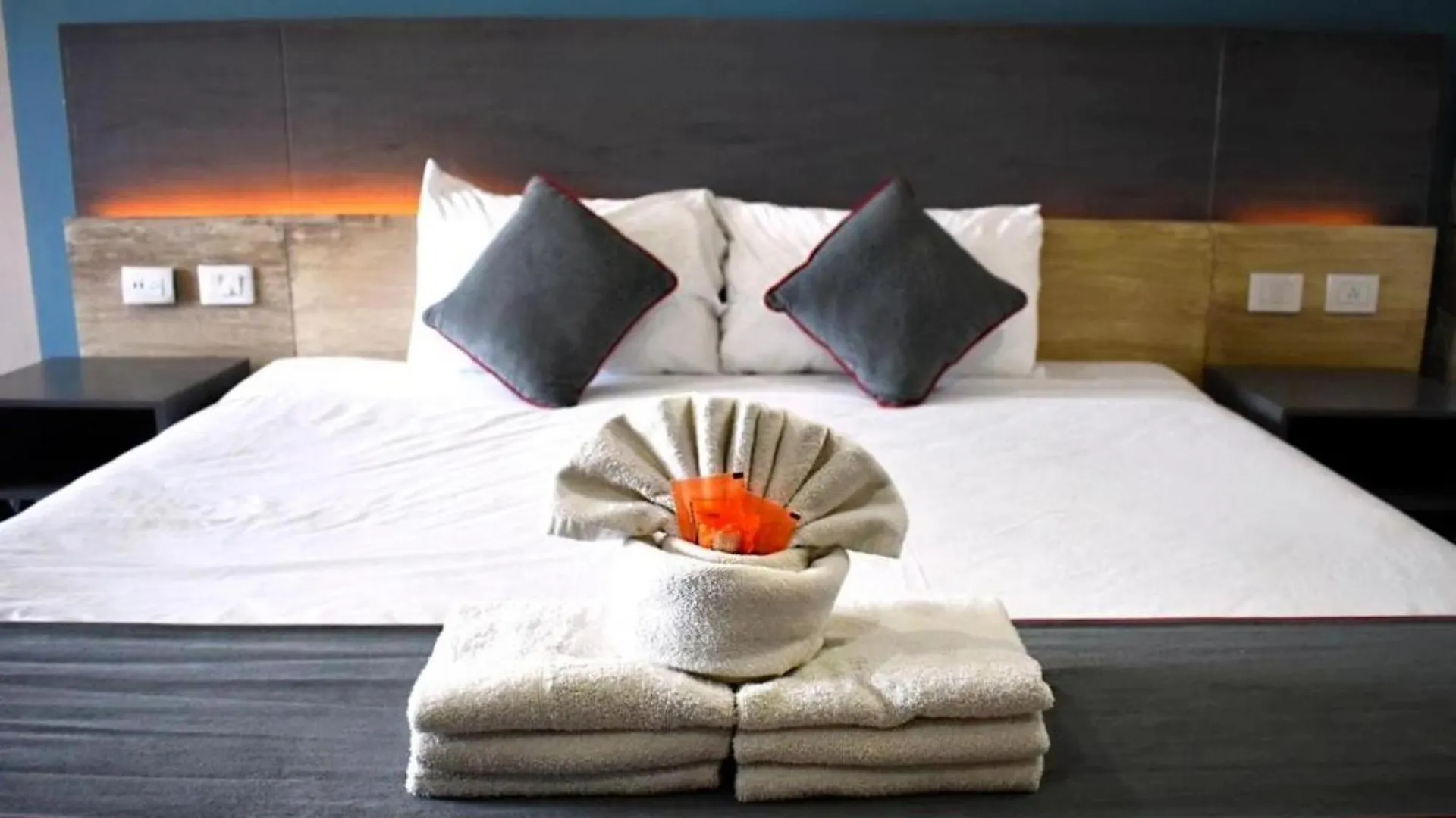 ****  Illusion Xpress I Attraction Hotel Deluxe Playa del Carmen Mexikó